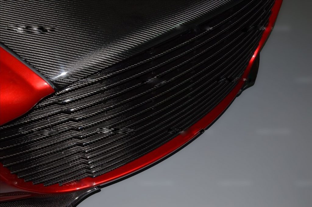 Aston-Martin-DBS-clear-carbon-fiber-boot-lid-tailgate (10)