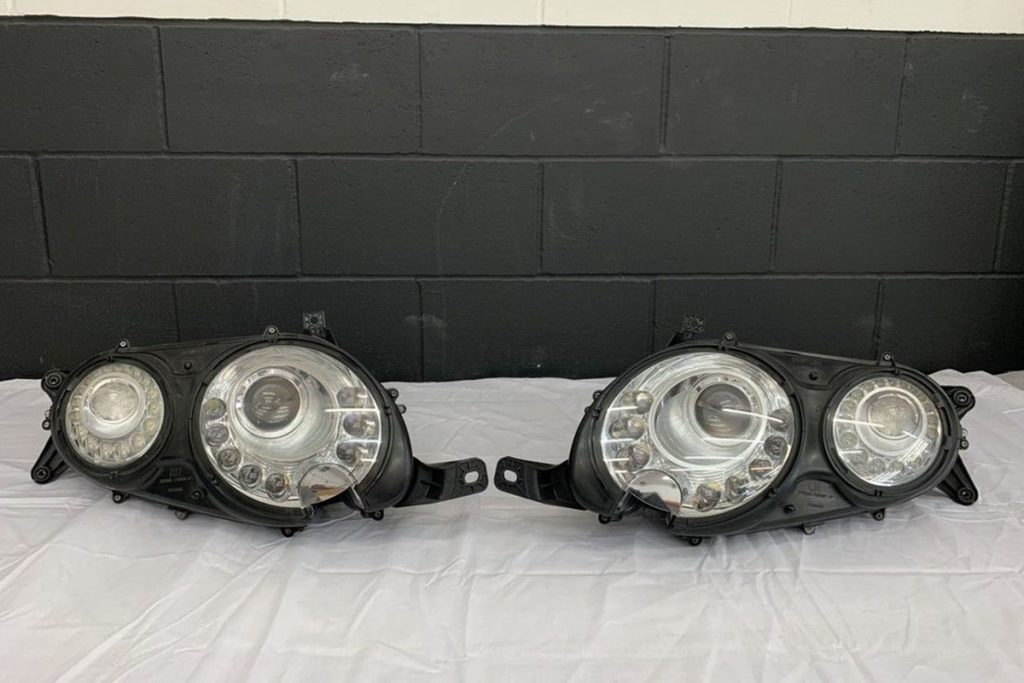 BENTLEY-CONTINENTAL-GT-RIGHT-AND-LEFT-HEADLIGHT-LED