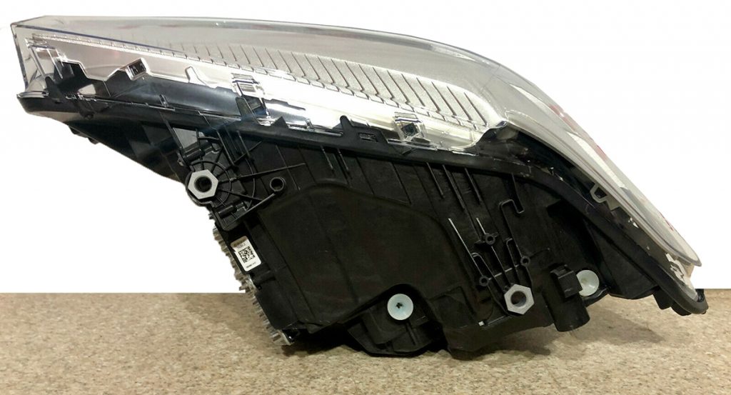 BMW-5-G30-G31-RIGHT-VR-Headlight (2)