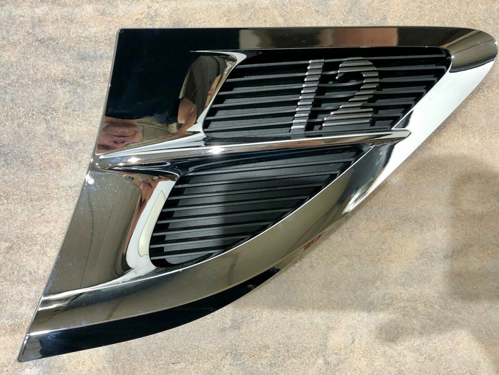 Bentley-GT-GTC-Fenders-EMBLEM-GRILLE-AIRVENT (1)