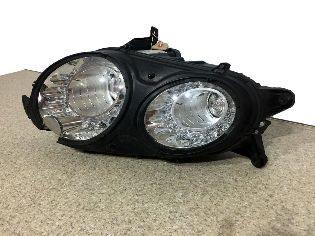 Bentley-GT-GTC-Headlight-left-front-Bi-Xenon (5)