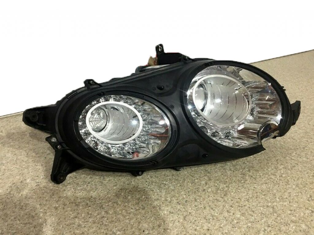 Bentley-GT-GTC-Headlight-right-front-Bi-Xenon (3)