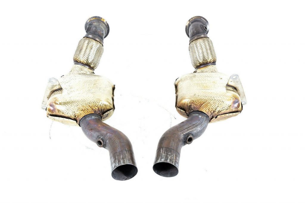 FERRARI-OEM-488-GTB-PRIMARY-CATS-CONVERTS (1)