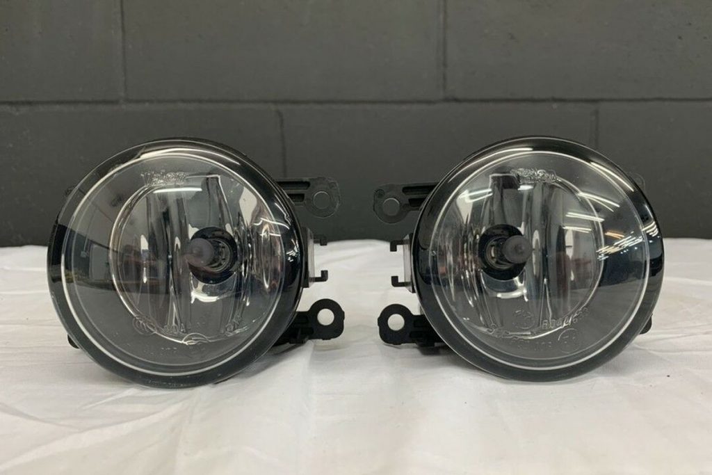 Genuine-Range-Rover-Fog-Lamps-Pair