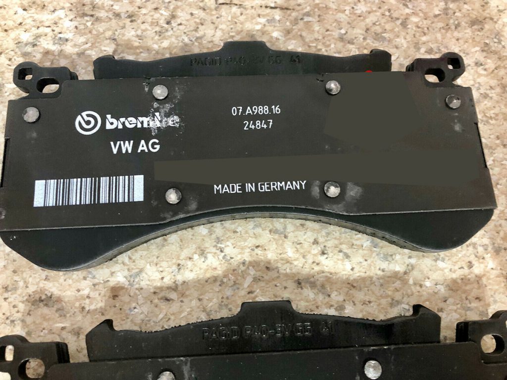 LAMBORGHINI-AVENTADOR-BRAKE-PADS-SET (2)