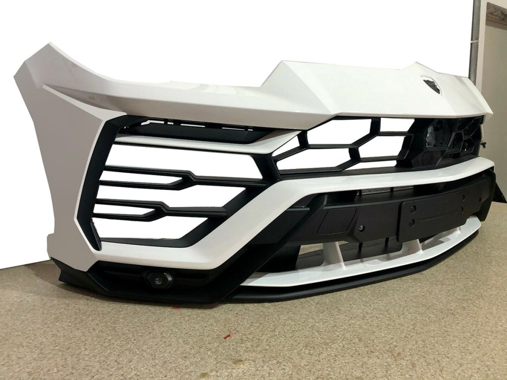 LAMBORGHINI-URUS-FRONT-Bumper (7)