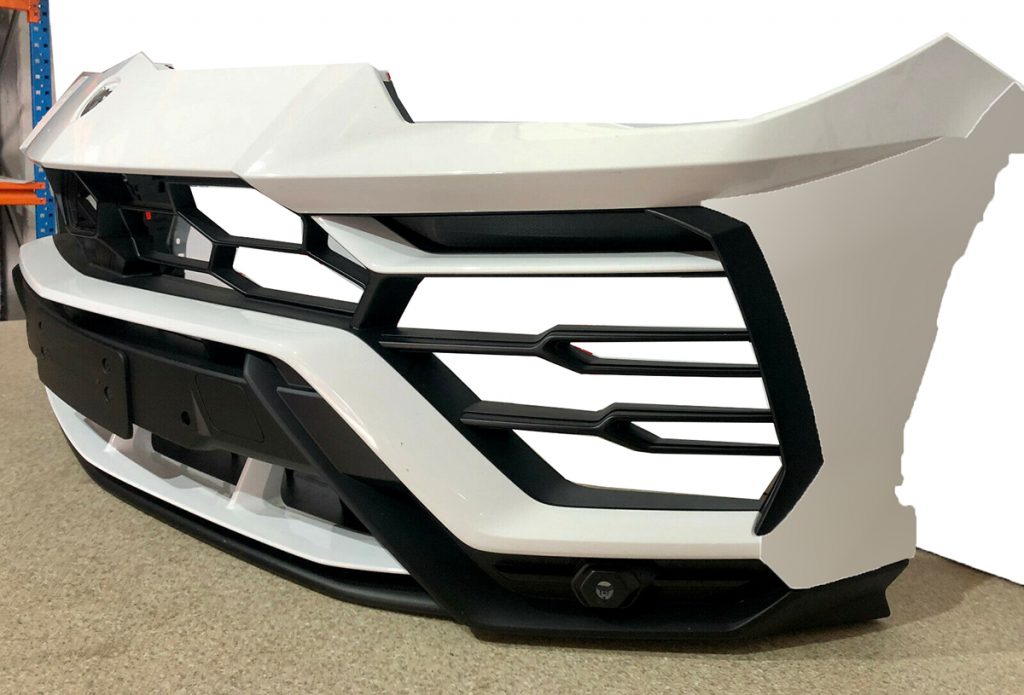 LAMBORGHINI-URUS-FRONT-Bumper (8)