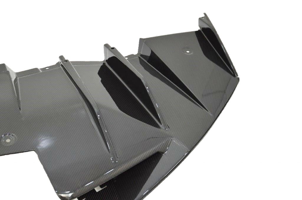 Lamborghini-Aventador-LP700-4-NEW-original-carbon-rear-lower-diffuser (2)