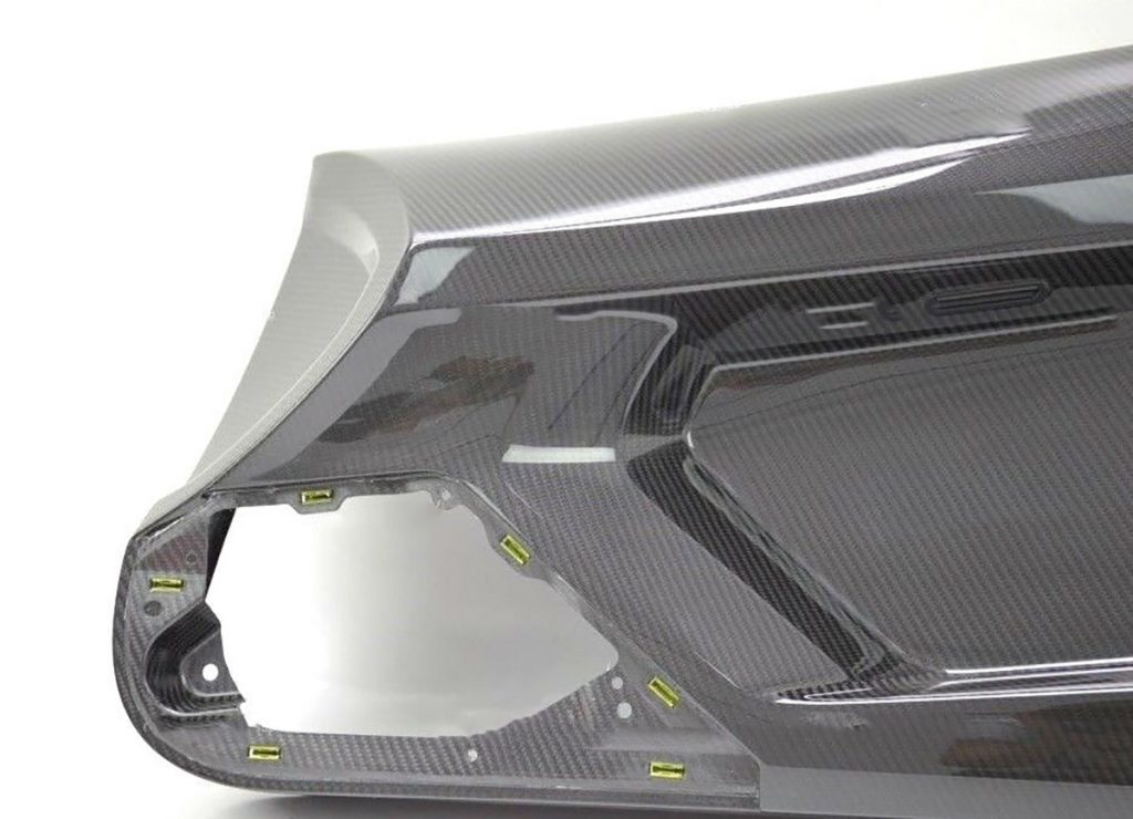 Lamborghini-Aventador-LP750-4-SV-NEW-right-door-carbon-card-panel (1)