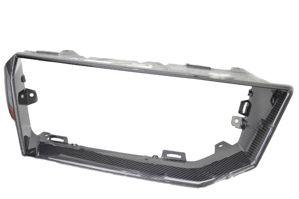 Lamborghini-Aventador-carbon-rear-bumper-frames (2)