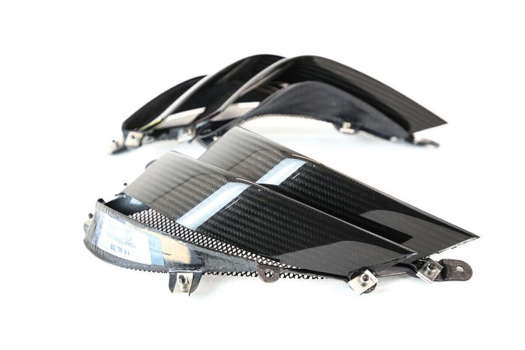 MCLAREN 600LT CARBON FIBRE FRONT LOUVE SET (6)