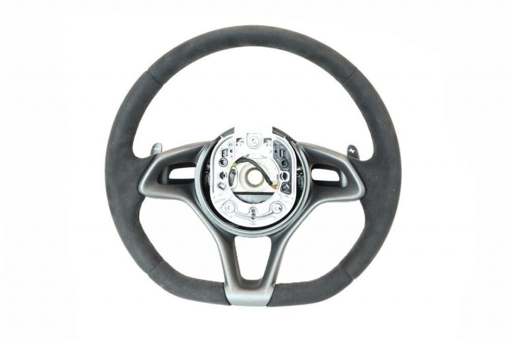 MCLAREN 600LT STANDARD STEERING WHEEL IN ALCANTARA (1)