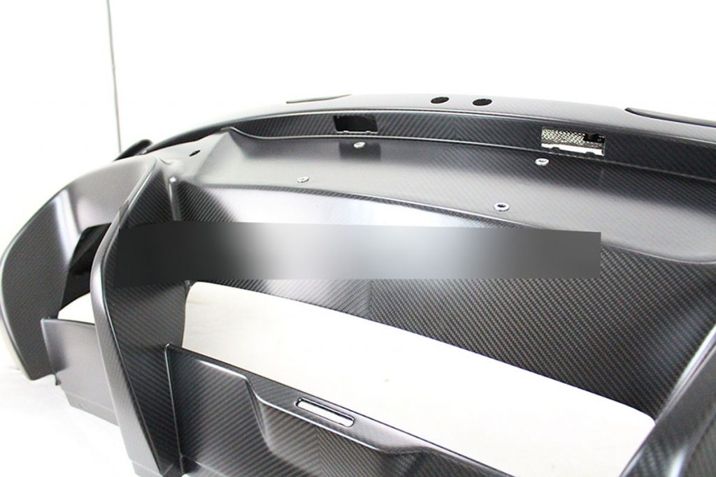 MCLAREN 675LT CARBON FIBER COMPLETE REAR BUMPER ASSEMBLY (8)