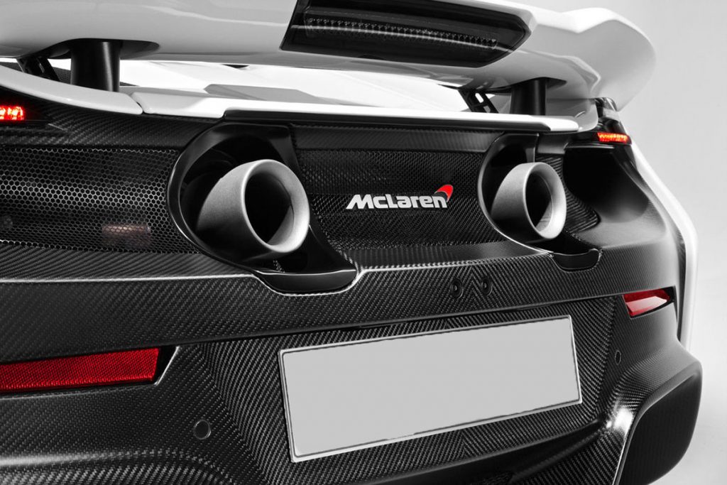 MCLAREN-675LT-EXHAUST-SURROUND-TRIM-BLACK-(PAIR) (2)