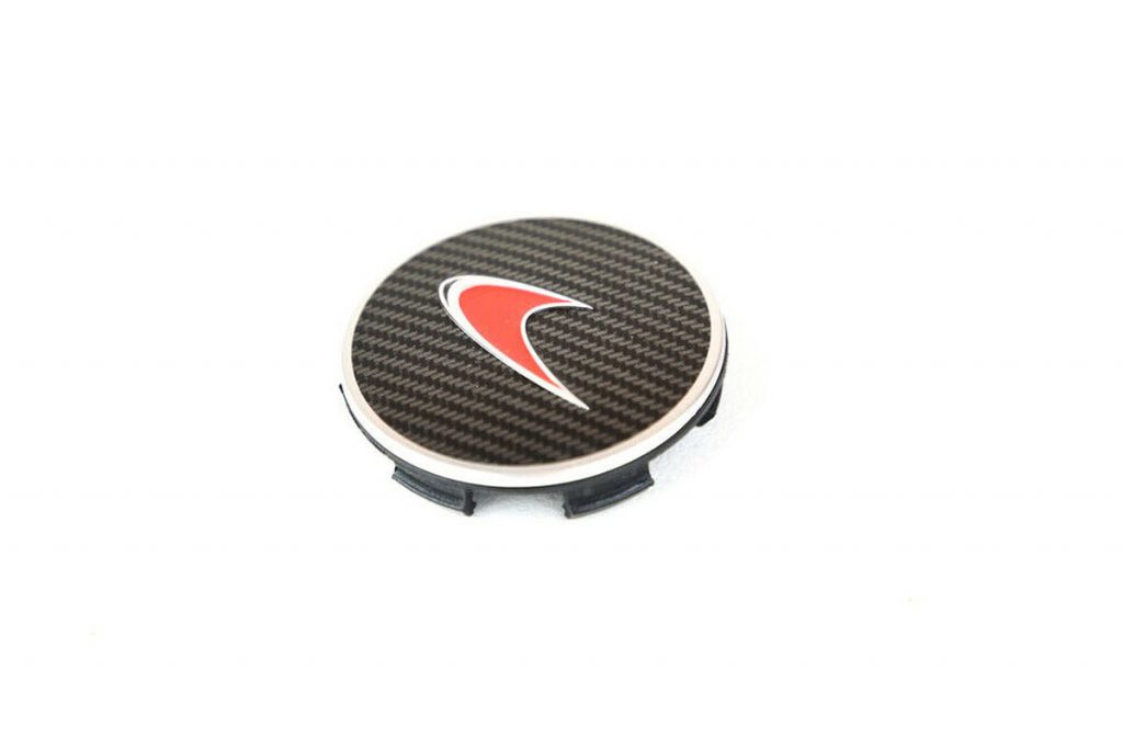 MCLAREN-CENTRE-CAPS-CARBONRED (5)