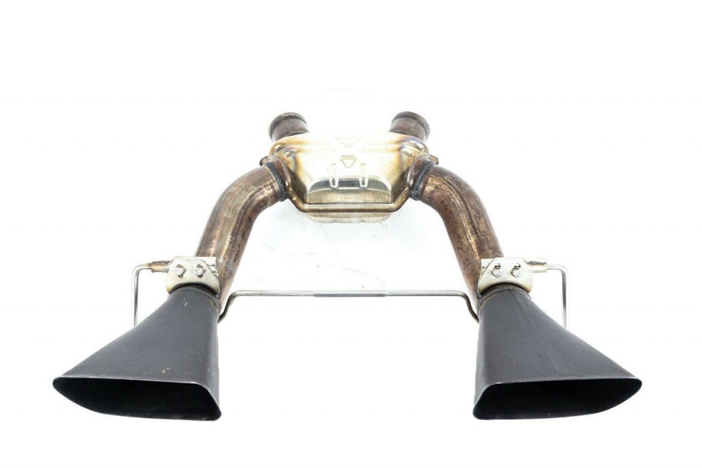 MCLAREN-MP4-12C-650S-COUPE-EXHAUST (1)