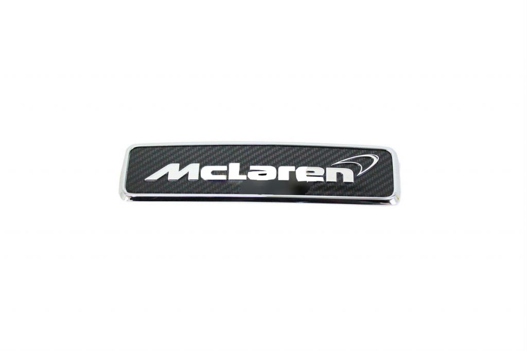 MCLAREN MP4650S675LT MSO REAR MCLAREN CARBON BADGE (1)