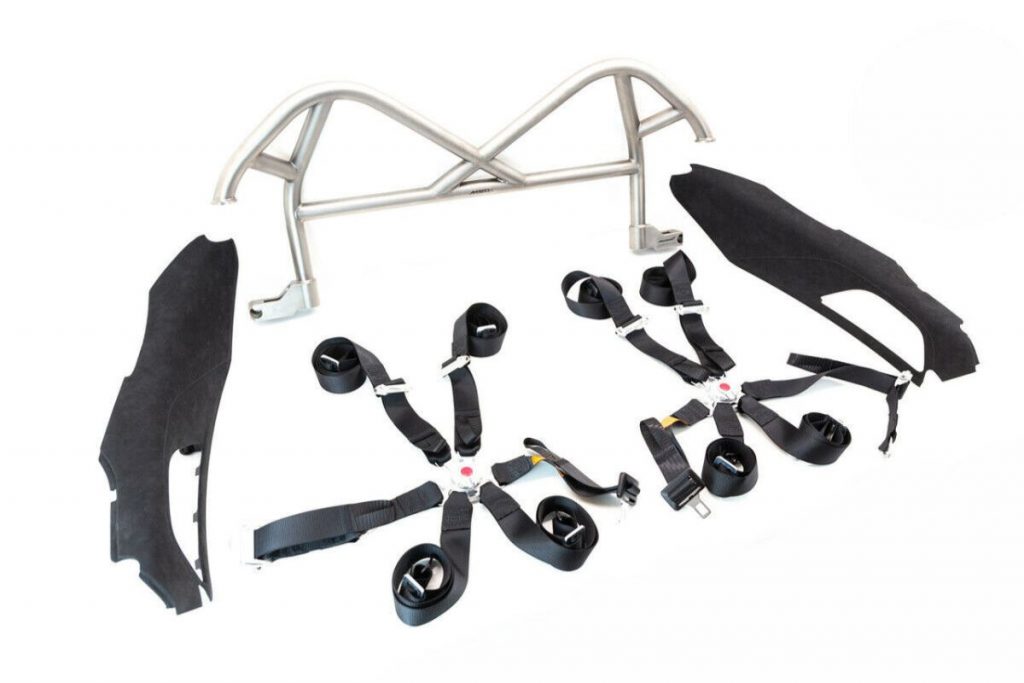 MCLAREN MSO 720S TRACK PACK TITANIUM ROLL CAGE PACKAGE INCLUDING HARNESS (12)