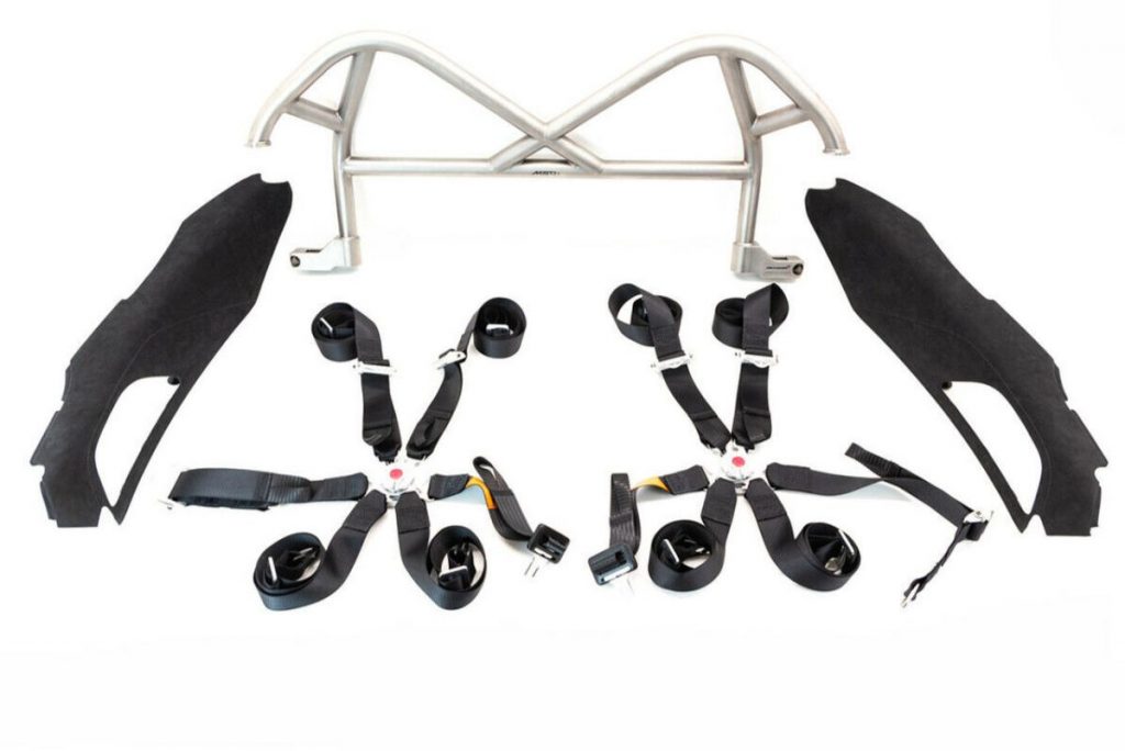 MCLAREN MSO 720S TRACK PACK TITANIUM ROLL CAGE PACKAGE INCLUDING HARNESS (13)