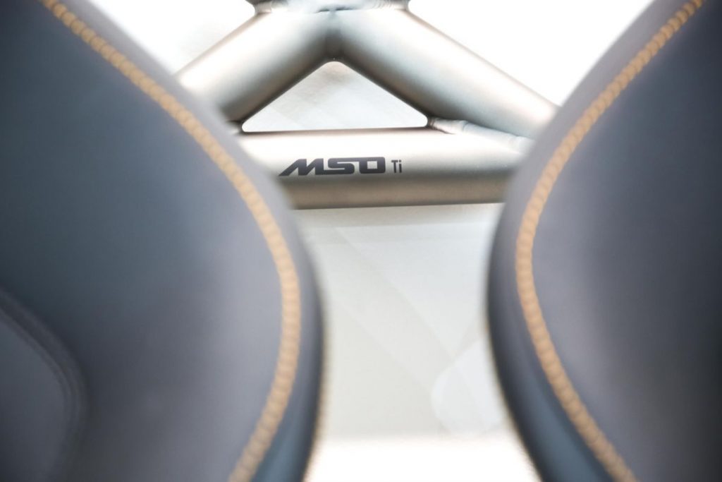 MCLAREN MSO 720S TRACK PACk SEATS AND TITANIUM ROLL CAGE PACKAGE (1)