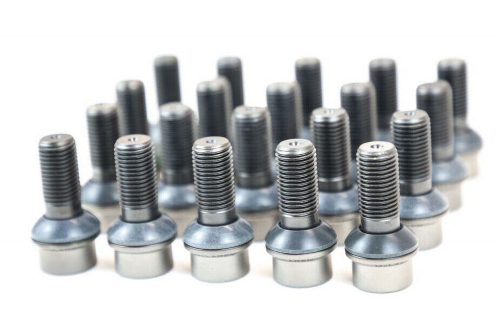 MCLAREN-MSO-TITANIUM-WHEEL-BOLTS-SET (5)