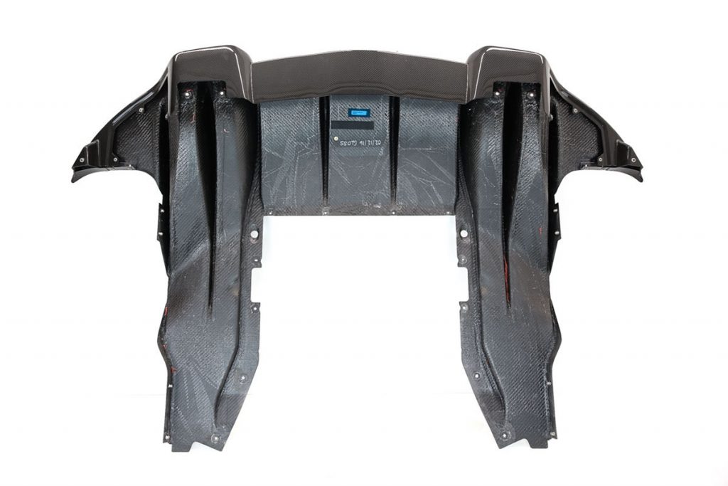 MSO MCLAREN 570S CARBON FIBER REAR DIFFUSER (12)