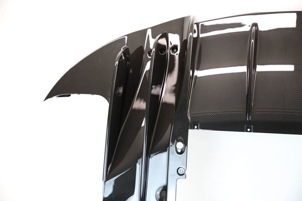 MSO MCLAREN 570S CARBON FIBER REAR DIFFUSER (2)