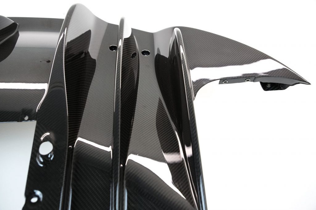 MSO MCLAREN 570S CARBON FIBER REAR DIFFUSER (6)