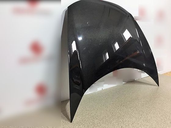 Mclaren MP4 12C or 650s Carbon Fiber Front hood (2)