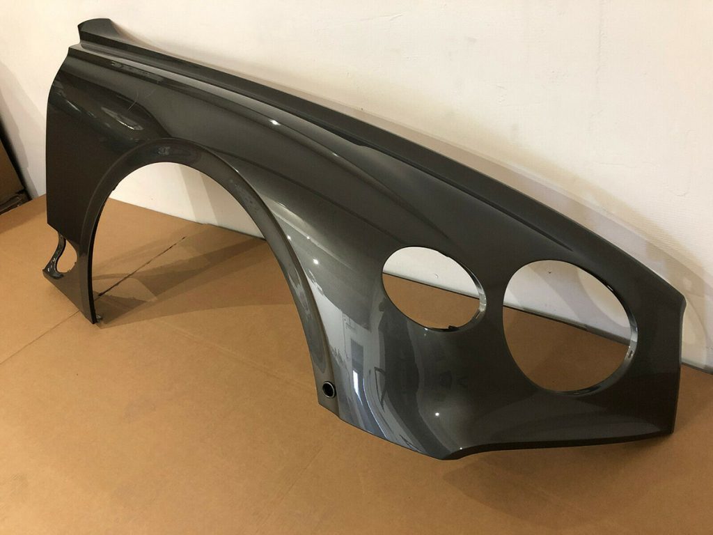 NEW-BENTLEY-Continental-GT-RIGHT-Front-Fender (6)