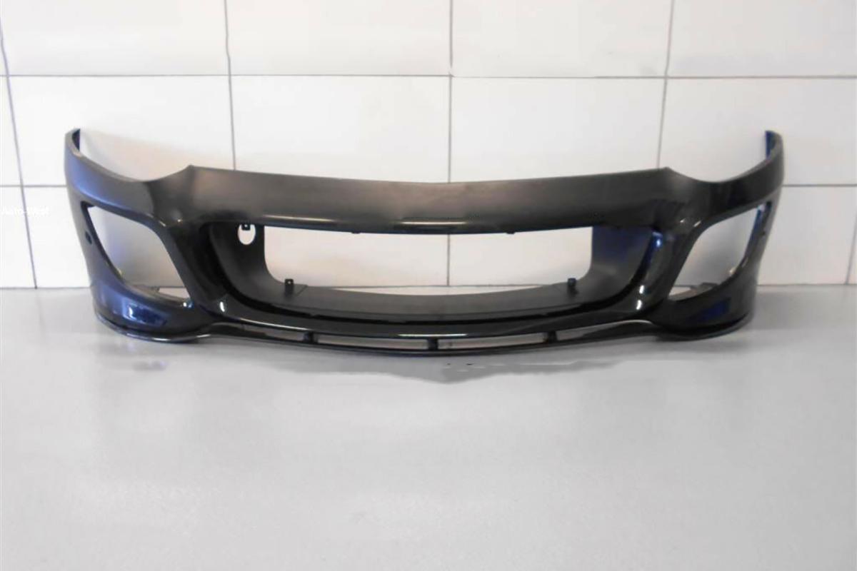 Ferrari 599 GTO front bumper with front lower carbon splitter