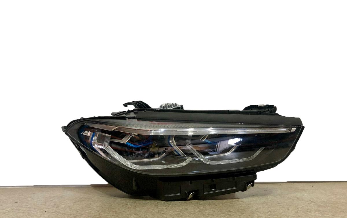 BMW 8 G15 RIGHT VR LASER Headlight