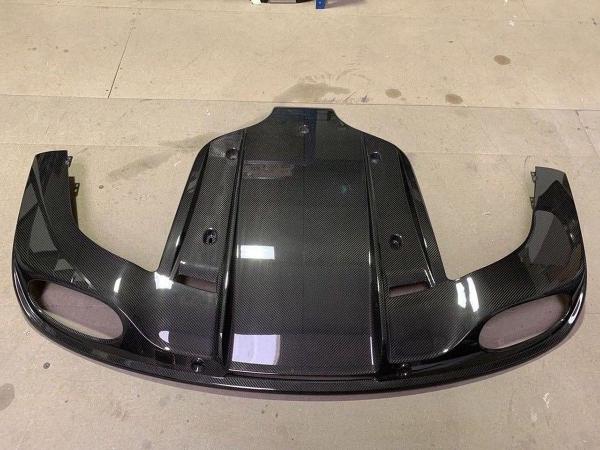 Bentley GT Rear Carbon Fiber Diffuser