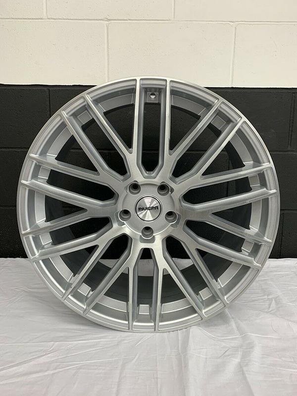 Single Riviera Wheel Machined Face Silver 22x10J