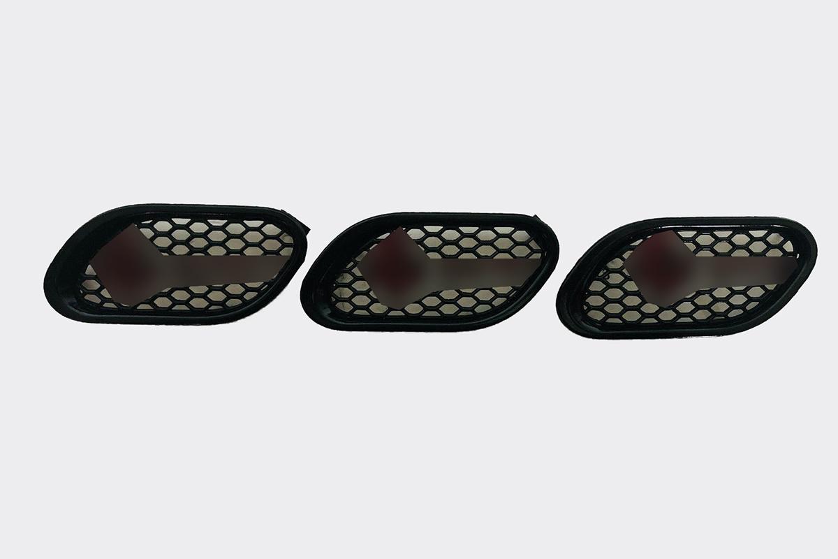 Maserati Quattroporte M139 Kotflügel GITTER RIGHT Fender GRILLE SET